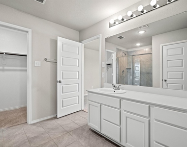 7904 Schooner Drive - Photo Thumbnail 24