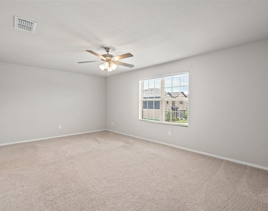 7904 Schooner Drive - Photo Thumbnail 21