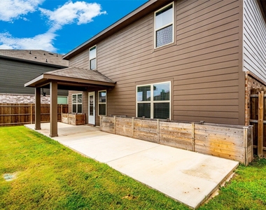 7904 Schooner Drive - Photo Thumbnail 29