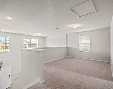 7904 Schooner Drive - Photo Thumbnail 15