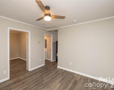 629 Colston Street - Photo Thumbnail 8