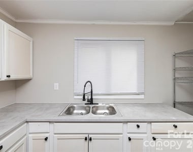 629 Colston Street - Photo Thumbnail 15