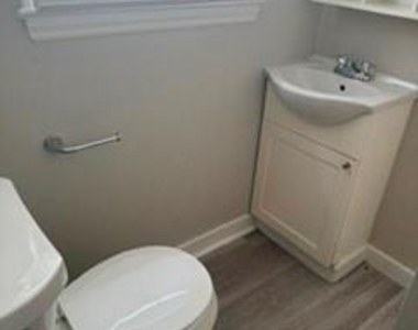 905 Rhode Island Avenue - Photo Thumbnail 17