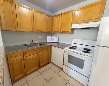 1783 Nw 55th Avenue - Photo Thumbnail 3