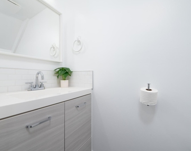 3522 Nw 91st Avenue - Photo Thumbnail 15