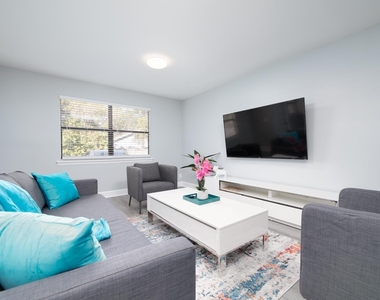 3522 Nw 91st Avenue - Photo Thumbnail 4