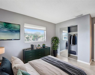 5186 Ne 6th Avenue - Photo Thumbnail 4
