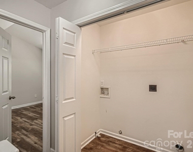 11342 Astoria Drive - Photo Thumbnail 22