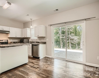 11342 Astoria Drive - Photo Thumbnail 11