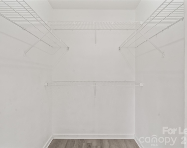 2724 Mulberry Pond Drive - Photo Thumbnail 11