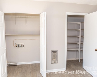 215 N Anderson Street - Photo Thumbnail 13