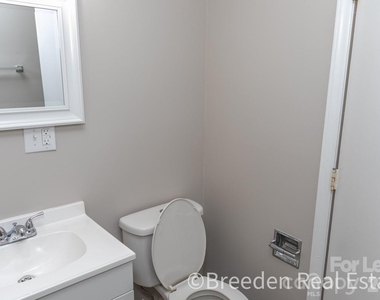 215 N Anderson Street - Photo Thumbnail 6
