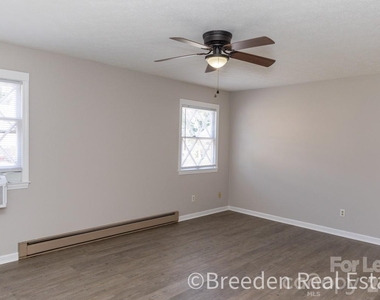 215 N Anderson Street - Photo Thumbnail 16