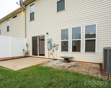 6542 Portland Rose Lane - Photo Thumbnail 17