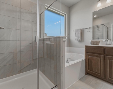 1229 Sabine River Lane - Photo Thumbnail 25