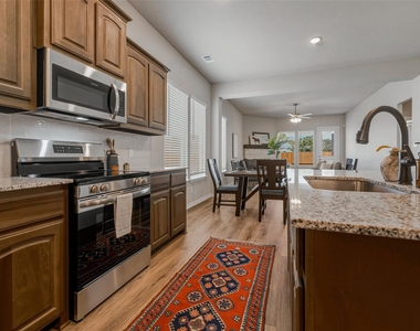 1229 Sabine River Lane - Photo Thumbnail 12