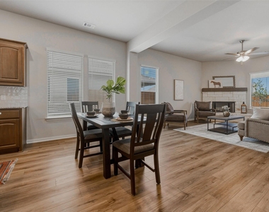 1229 Sabine River Lane - Photo Thumbnail 13