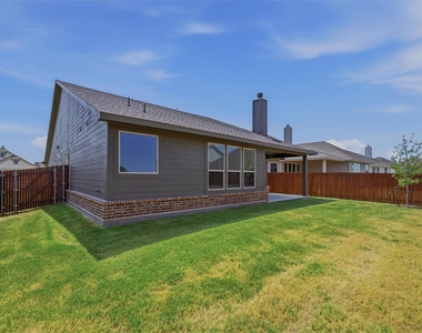 1229 Sabine River Lane - Photo Thumbnail 32