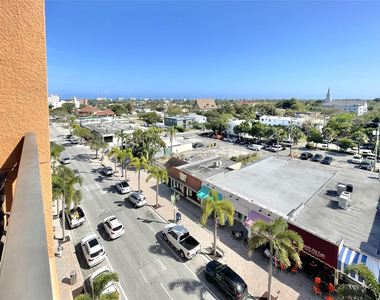 511 Lucerne Avenue - Photo Thumbnail 2
