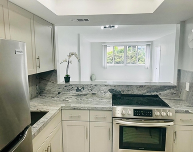 1333 E Hallandale Beach Boulevard - Photo Thumbnail 9