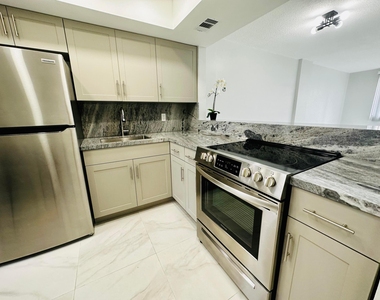 1333 E Hallandale Beach Boulevard - Photo Thumbnail 11