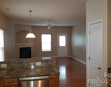 19637 Denae Lynn Drive - Photo Thumbnail 3