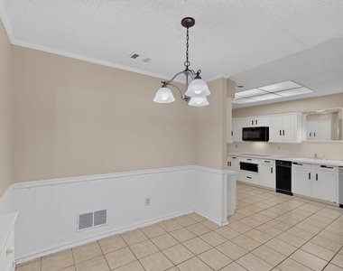 1606 Treehouse Lane - Photo Thumbnail 13