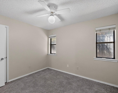 1606 Treehouse Lane - Photo Thumbnail 23