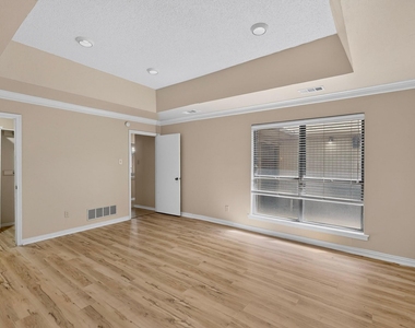 1606 Treehouse Lane - Photo Thumbnail 18
