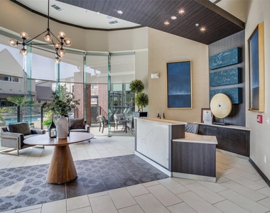 4200 Broadway Avenue - Photo Thumbnail 4