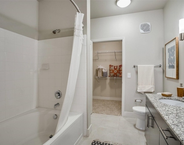 4200 Broadway Avenue - Photo Thumbnail 22
