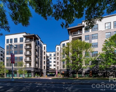 4401 Barclay Downs Drive - Photo Thumbnail 3