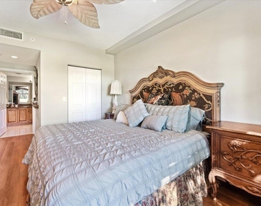 11720 Saint Andrews Place - Photo Thumbnail 14