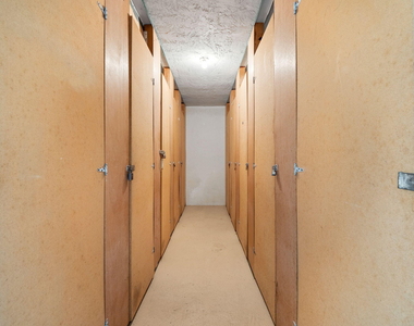 3150 N Course Lane - Photo Thumbnail 24