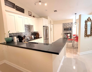15294 W Tranquility Lake Drive - Photo Thumbnail 6