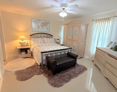 15294 W Tranquility Lake Drive - Photo Thumbnail 10