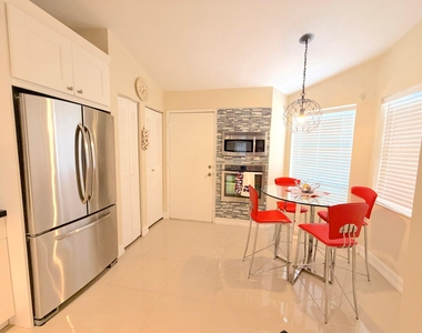 15294 W Tranquility Lake Drive - Photo Thumbnail 3