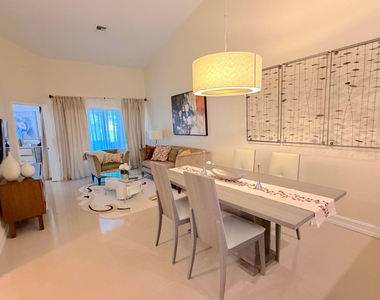 15294 W Tranquility Lake Drive - Photo Thumbnail 7