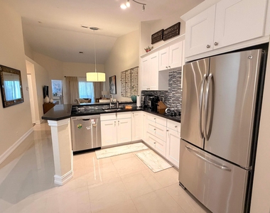 15294 W Tranquility Lake Drive - Photo Thumbnail 5