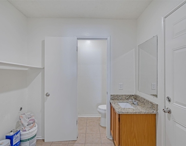 210 Rolston Road - Photo Thumbnail 6