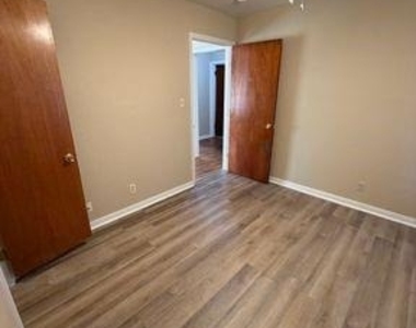 3611 Durham - Photo Thumbnail 13