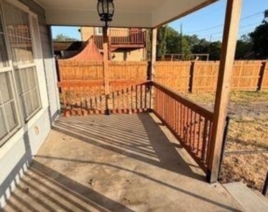 3611 Durham - Photo Thumbnail 4