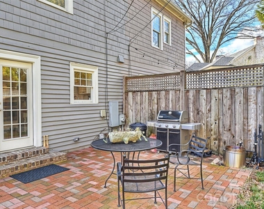2023 Greenway Avenue - Photo Thumbnail 20