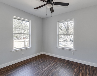 5305 Purdue Avenue - Photo Thumbnail 15