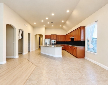 2645 Walnut Creek Lane - Photo Thumbnail 5