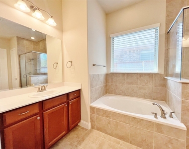 2645 Walnut Creek Lane - Photo Thumbnail 19