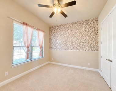 2645 Walnut Creek Lane - Photo Thumbnail 21