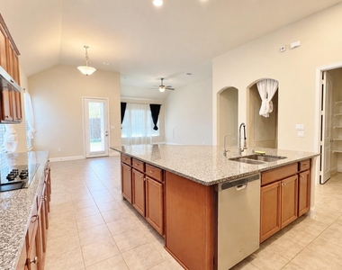 2645 Walnut Creek Lane - Photo Thumbnail 10