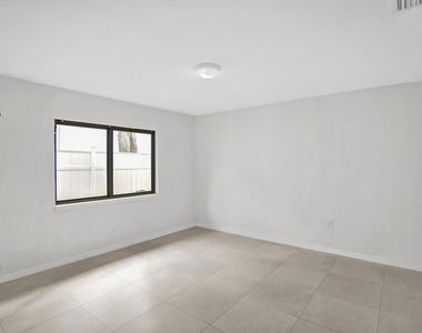 8240 Nw 1st Place - Photo Thumbnail 22