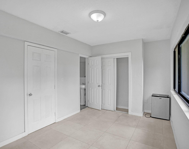 8240 Nw 1st Place - Photo Thumbnail 34